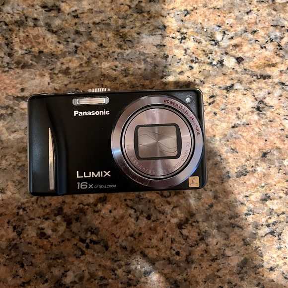 Panasonic LUMIX digital camera
